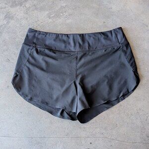Athleta Black Run With It 3.5" Shorts medium